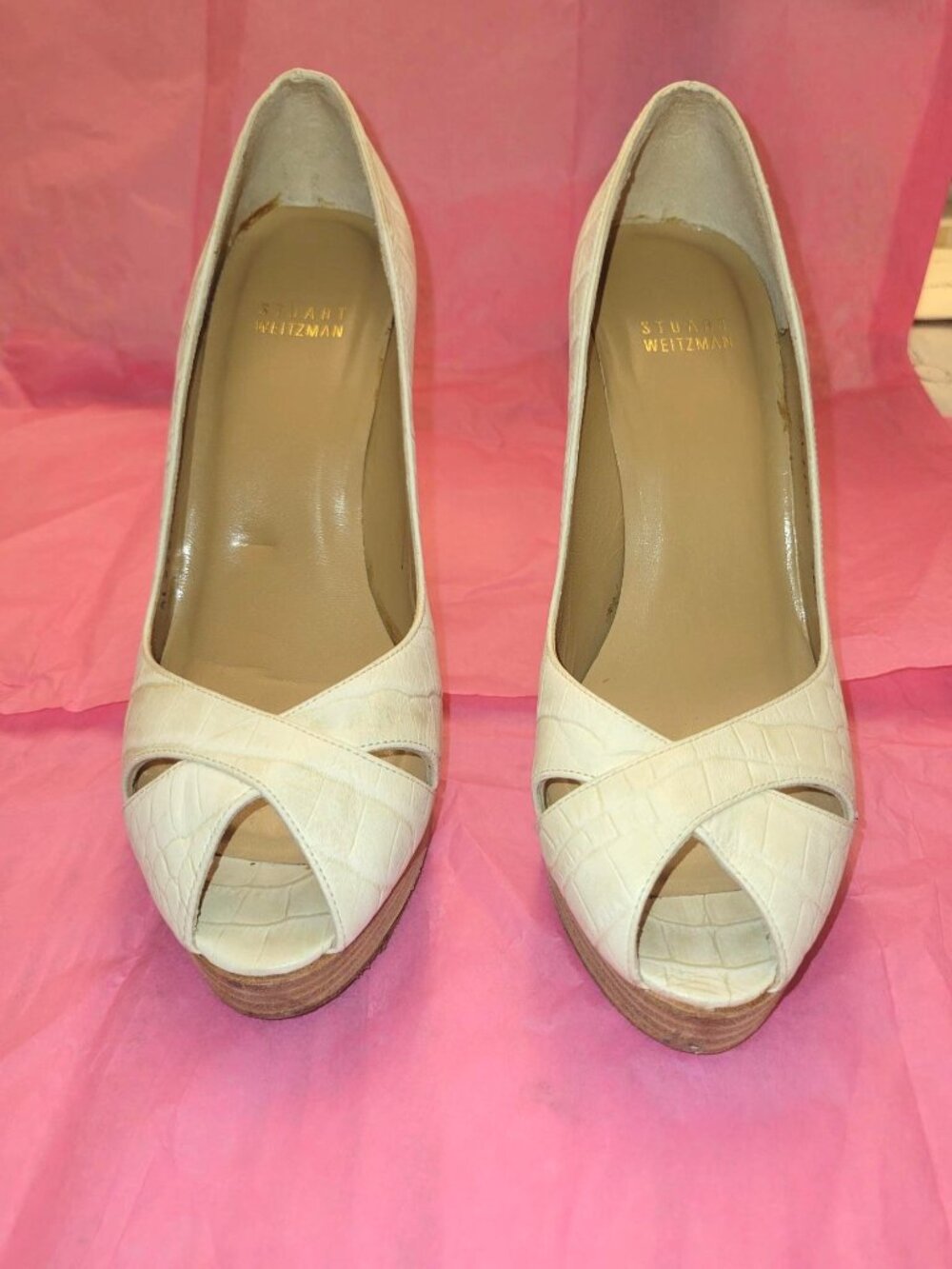 Stuart Weitzman Off-White Peep Toe/Platform Heels - EU38.5